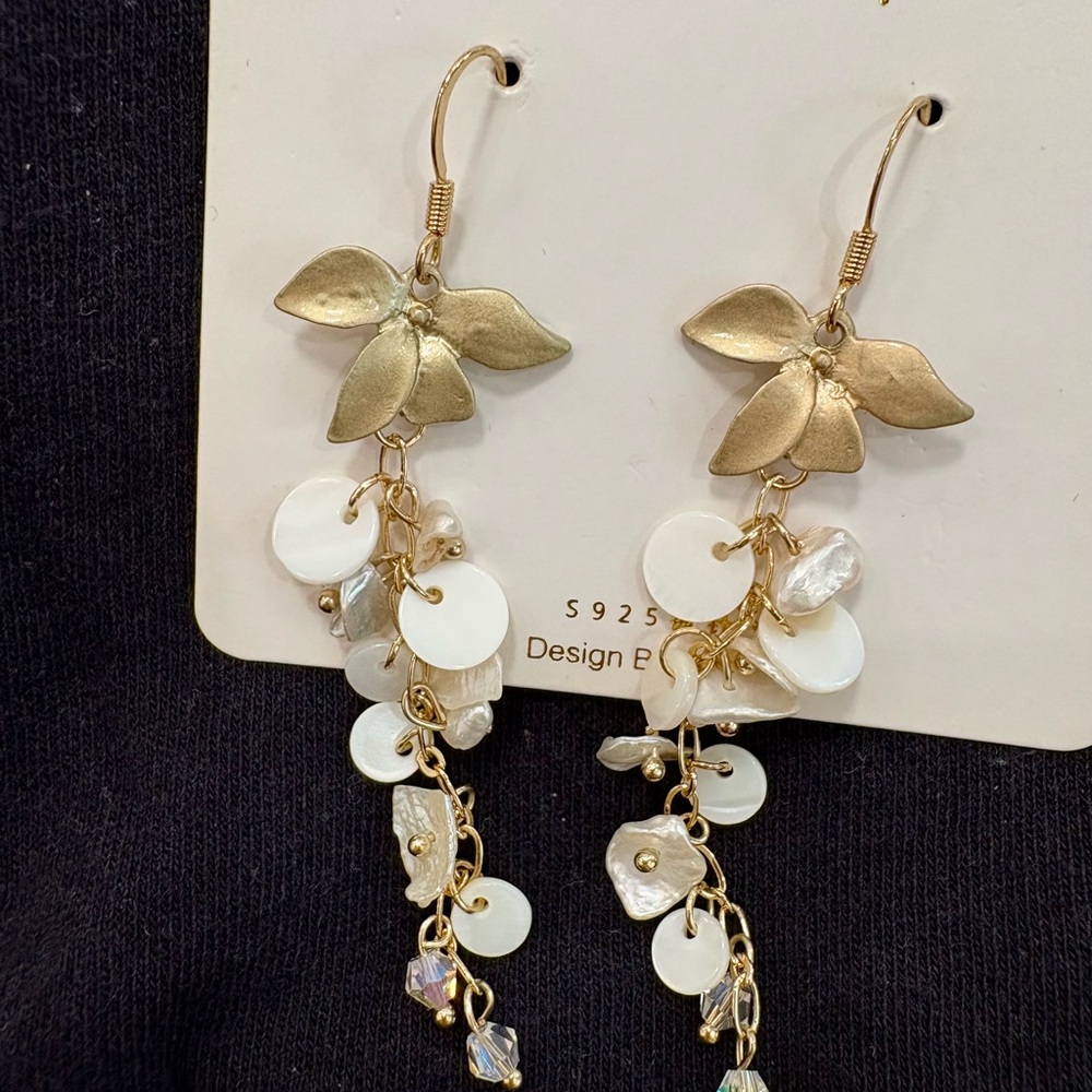 Elegant Gold and White Floral Earrings